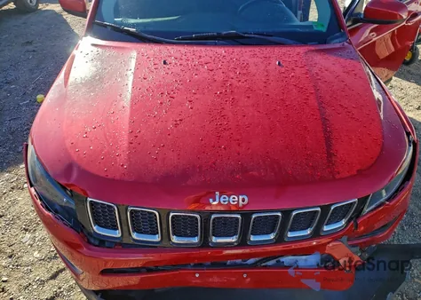 2017 Jeep Compass Latitude z USA, uszkodzony, nr VIN 3C4NJDBB2HT597286